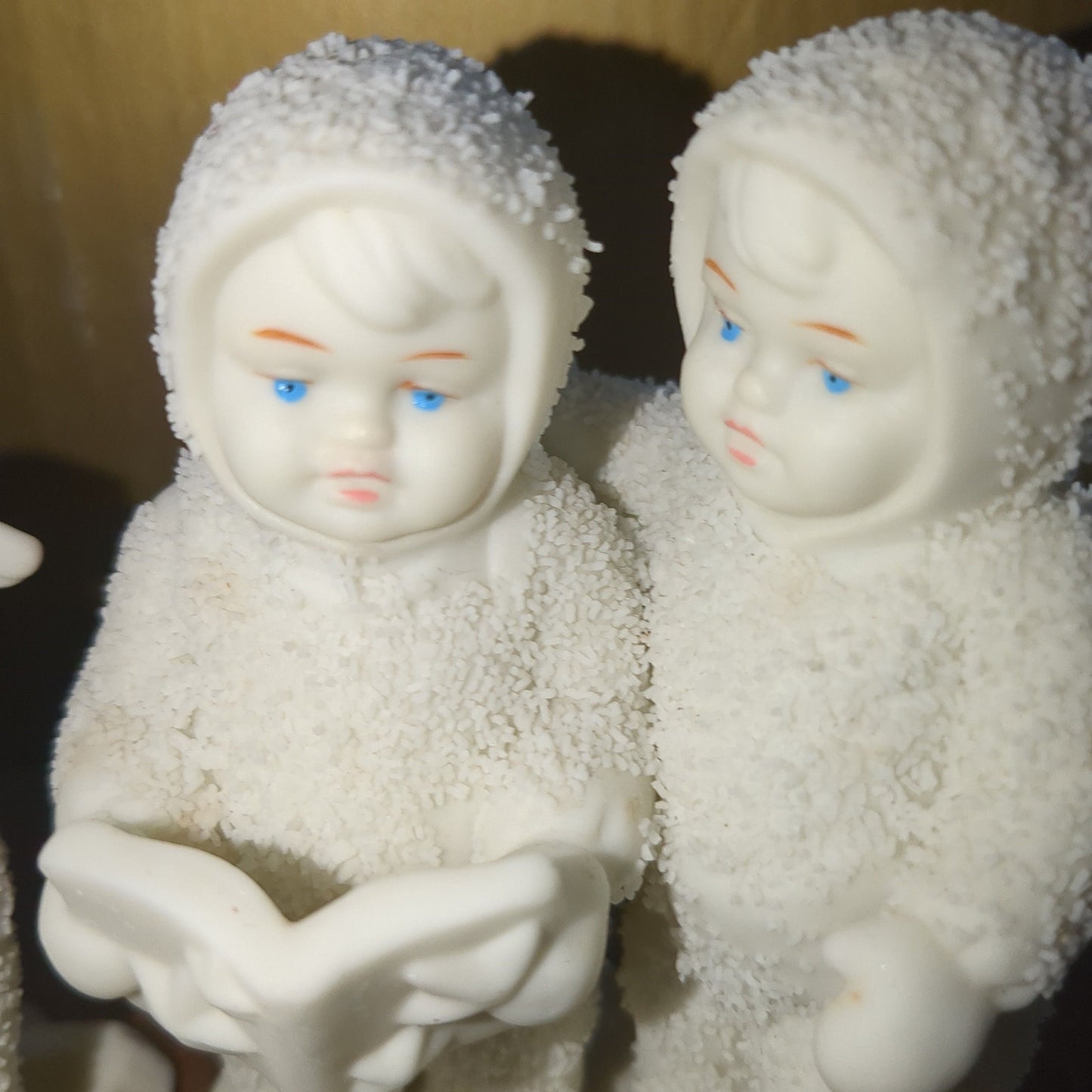 Department 56 Snowbabies "Winter Tales of the Snowbabies" and "Twinkle Little Stars" Set of 2 with 3 Snowbabies CLEARANCE sb08