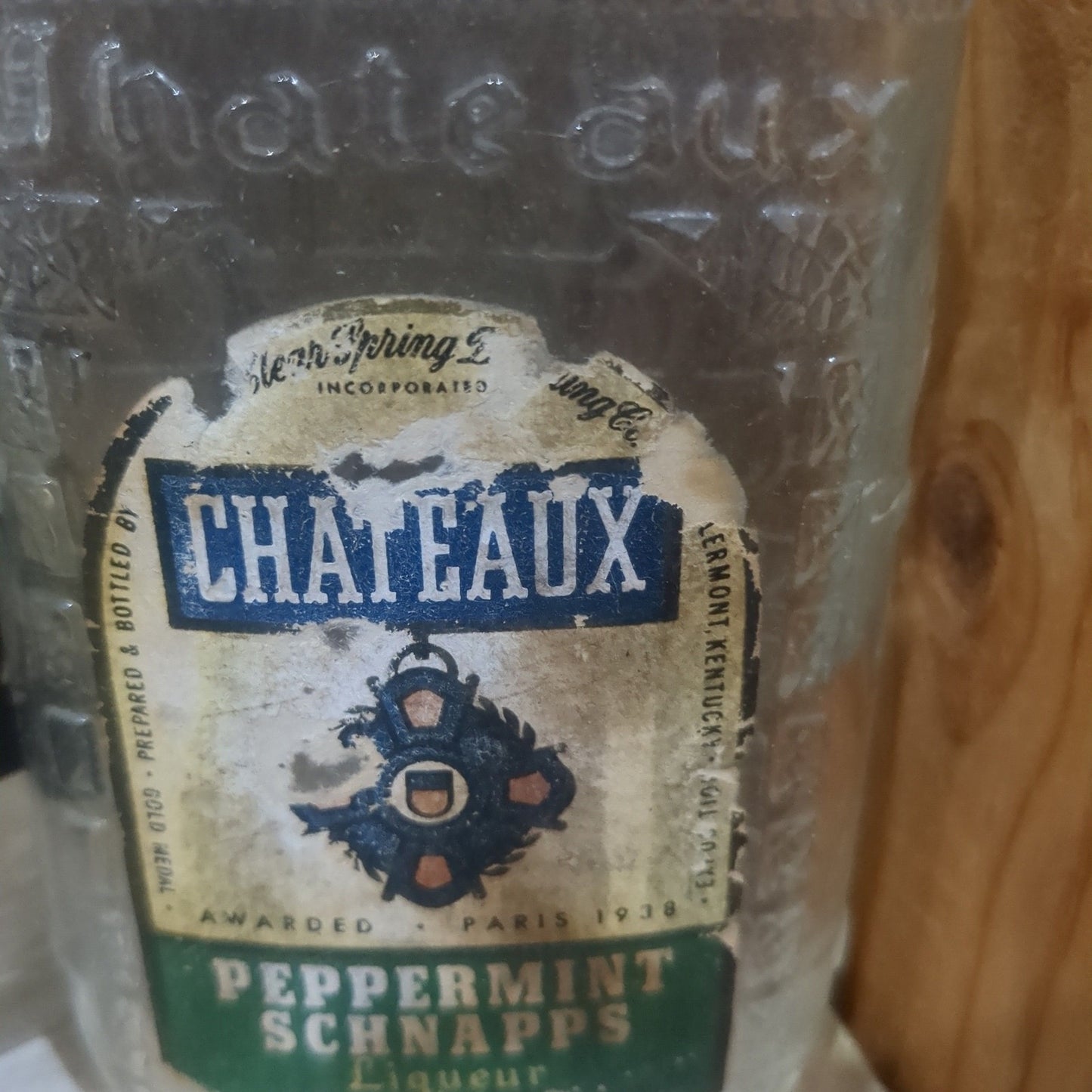Vintage Liquor Bottle CHATEAUX Peppermint Schnapps vlb1  g2