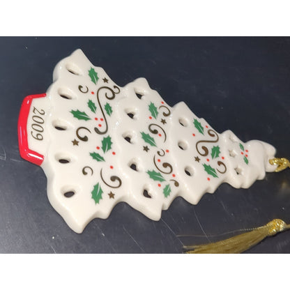 Lenox 2009 Annual Porcelain Ornament Joyous Tidings Tree Ornament NO BOX len22
