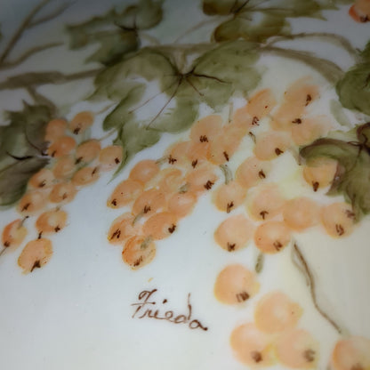 Porcelain Hand-Painted 7" Plate G7