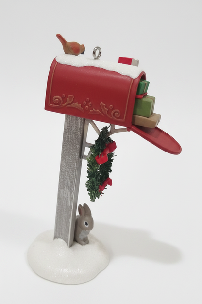 Vintage Hallmark Keepsake Ornament Holiday Mail Exclusive 2006 VIP Gift Cardinal Bunny Mailbox