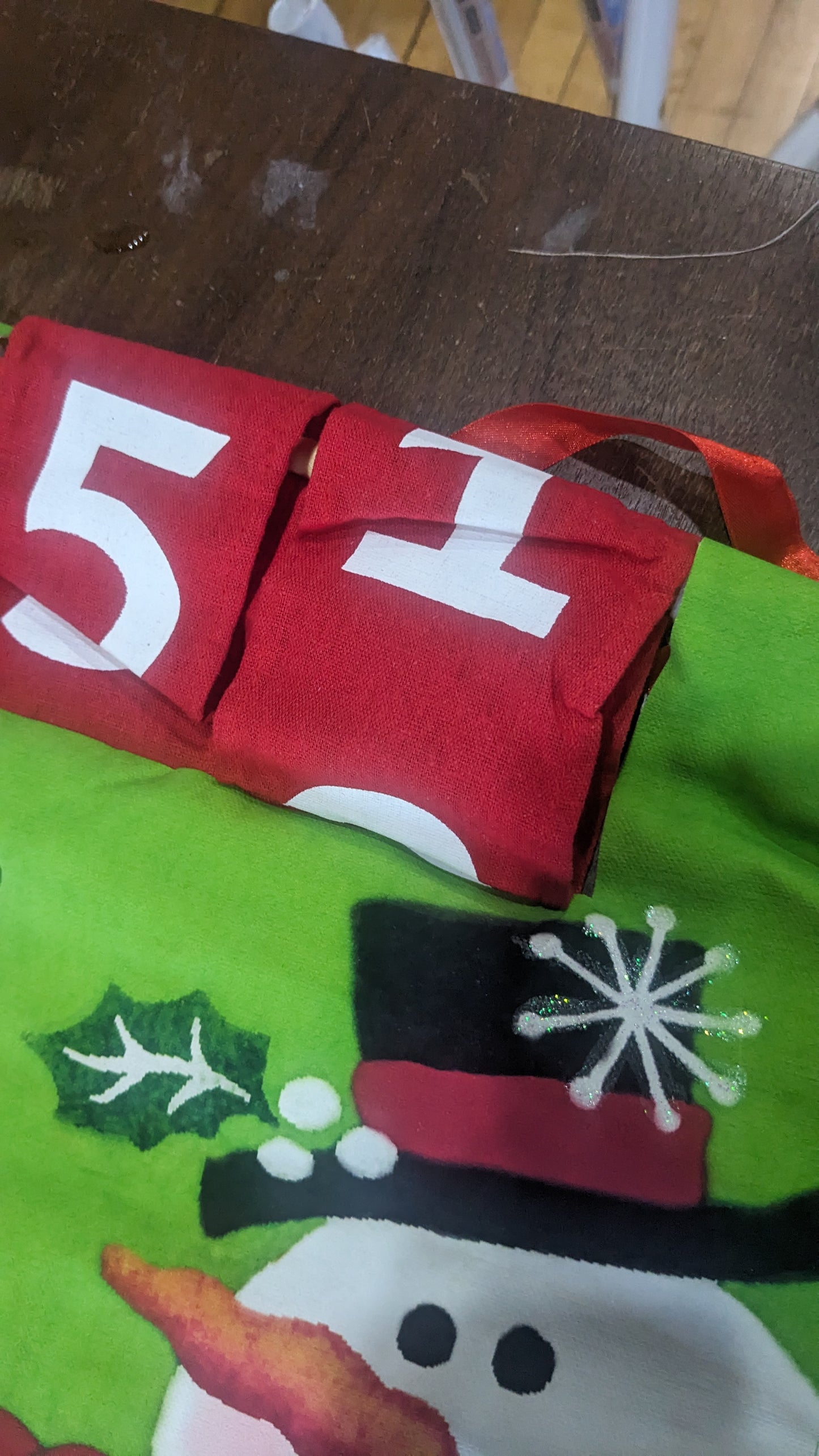 Painted Canvas Snowman Advent Christmas Countdown av5