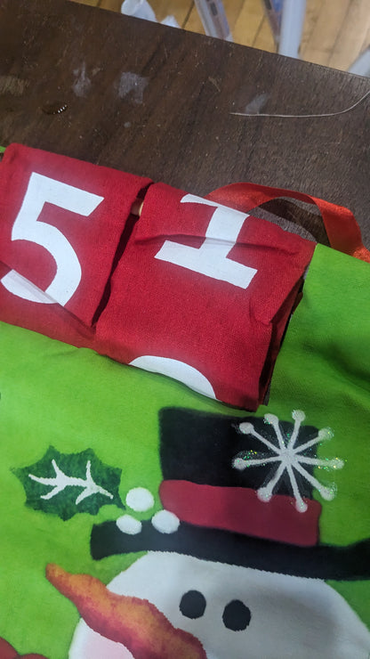 Painted Canvas Snowman Advent Christmas Countdown av5