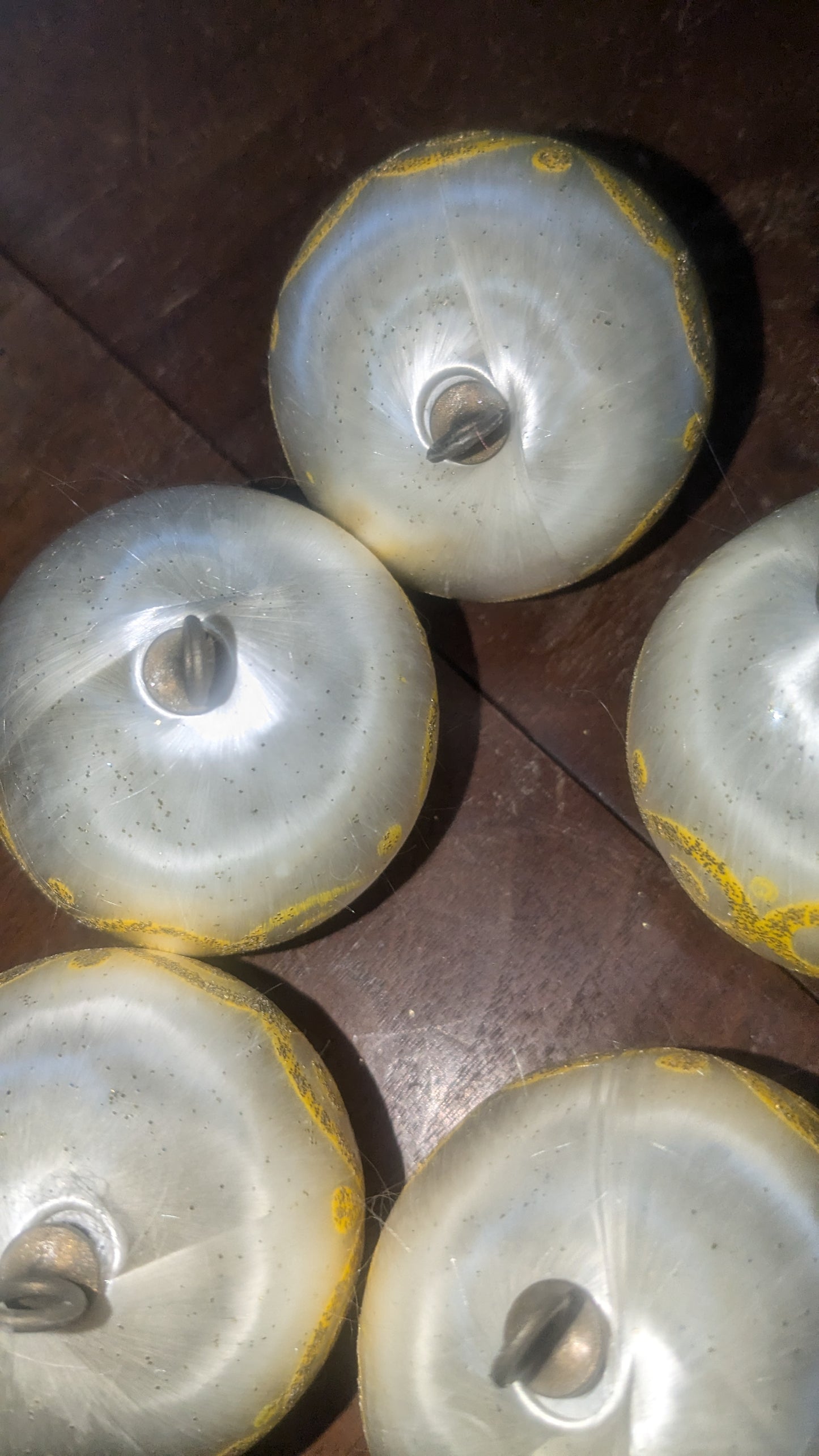 082 Vintage satin ornaments