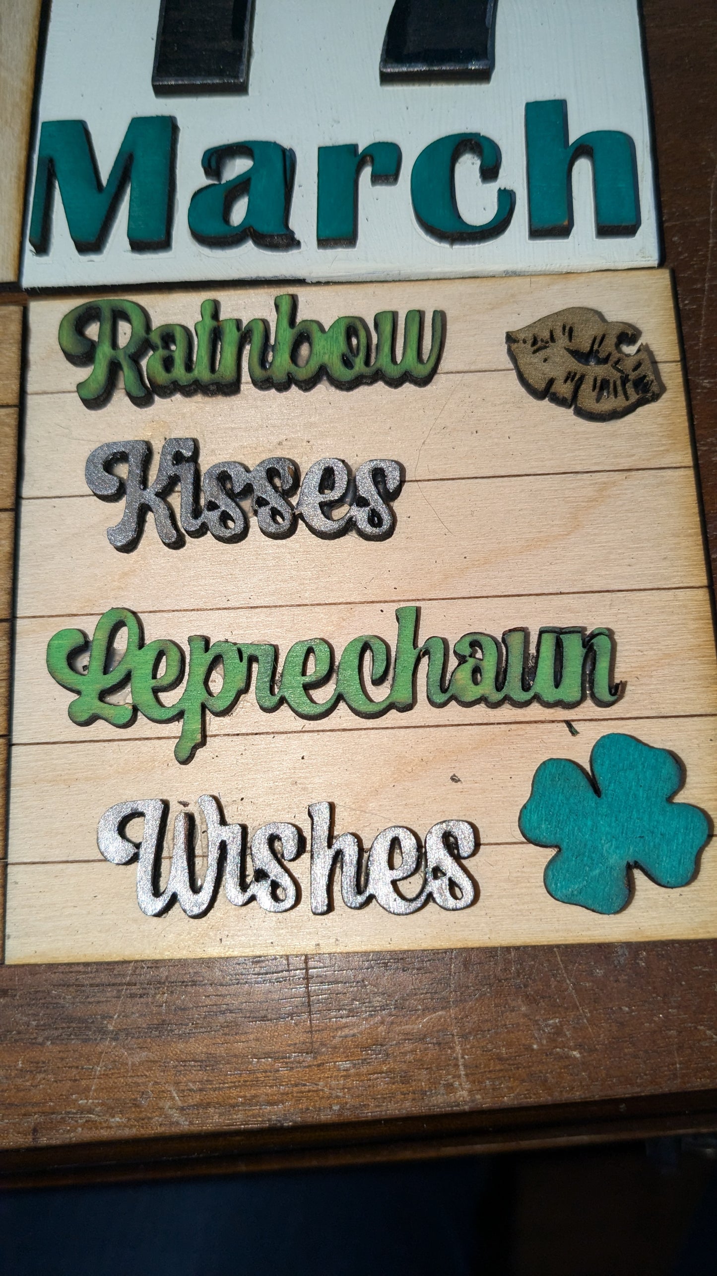 St. Patrick's Day kit for interchangeable arch or rectangle frame. FRAME SOLD SEPARATELY