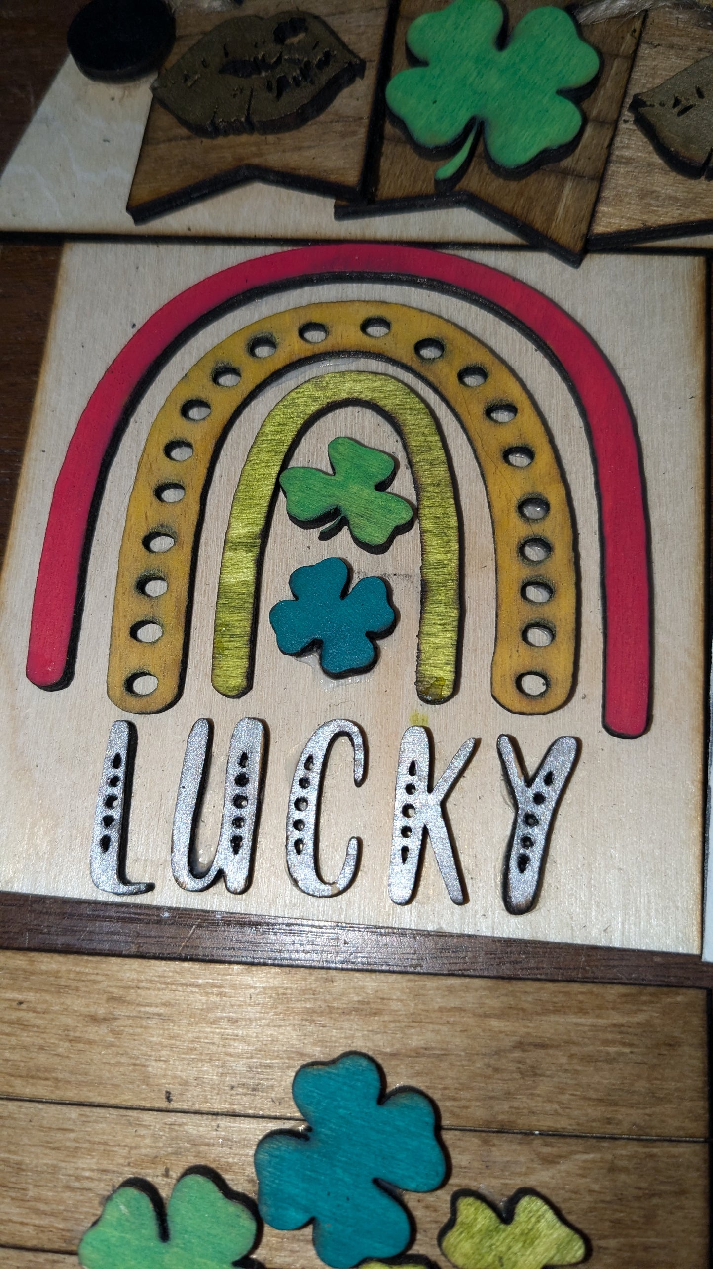 St. Patrick's Day kit for interchangeable arch or rectangle frame. FRAME SOLD SEPARATELY