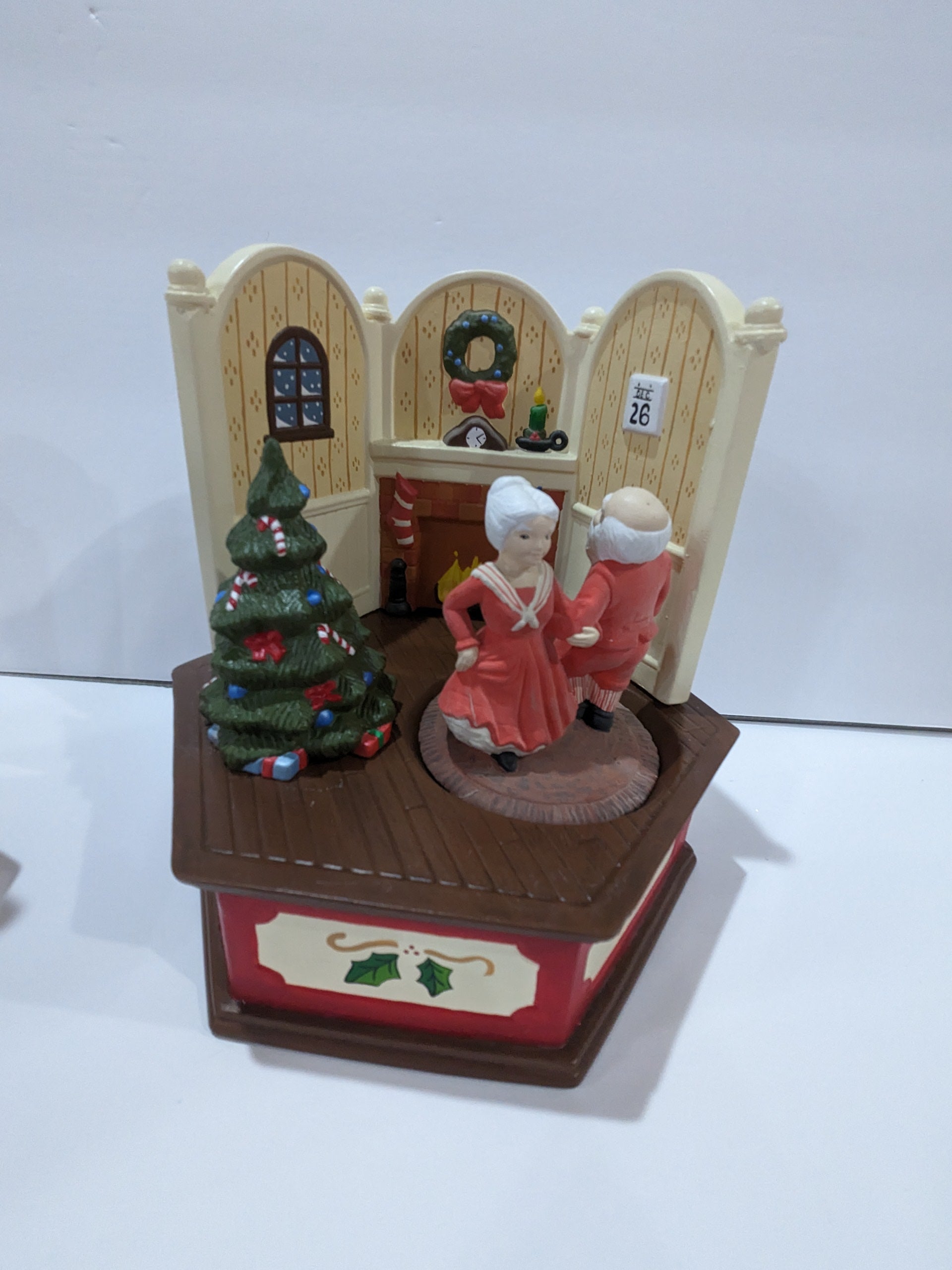 Vintage Ceramic December 26th Dancing Santa Mrs Claus made from Scioto Molds 1983 AS IS No Music Box