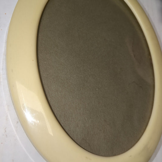 Vintage Pyralin Plastic Celluloid Oval Picture Photo Frame AS IS vl5