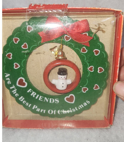Vintage Giftco Wood Wreath Christmas Ornament Snowman friends