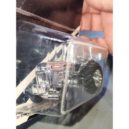 AGCO Farm Equipment 1992 160 White Farm Tractor 1/64 Christmas Ornament co41