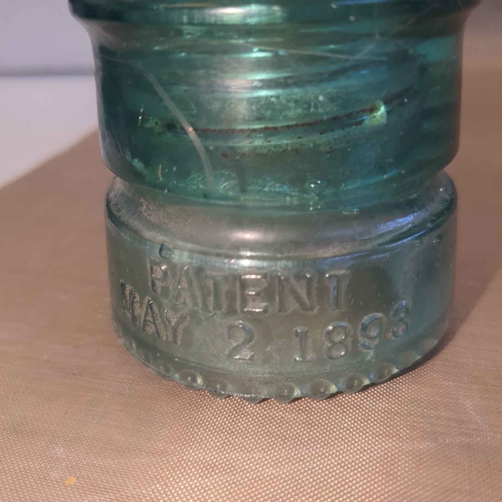 Vintage Hemingray #12 teal green glass insulator h612
