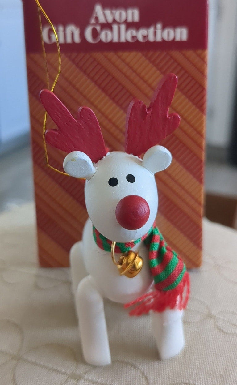 Vintage Avon Ornament Belvedeer Reindeer NIB 1987