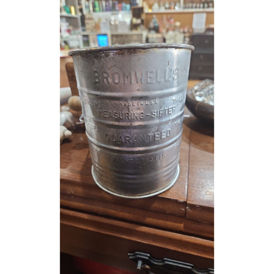 Vintage Bromwell's 3 Cup Flour Sifter fs5