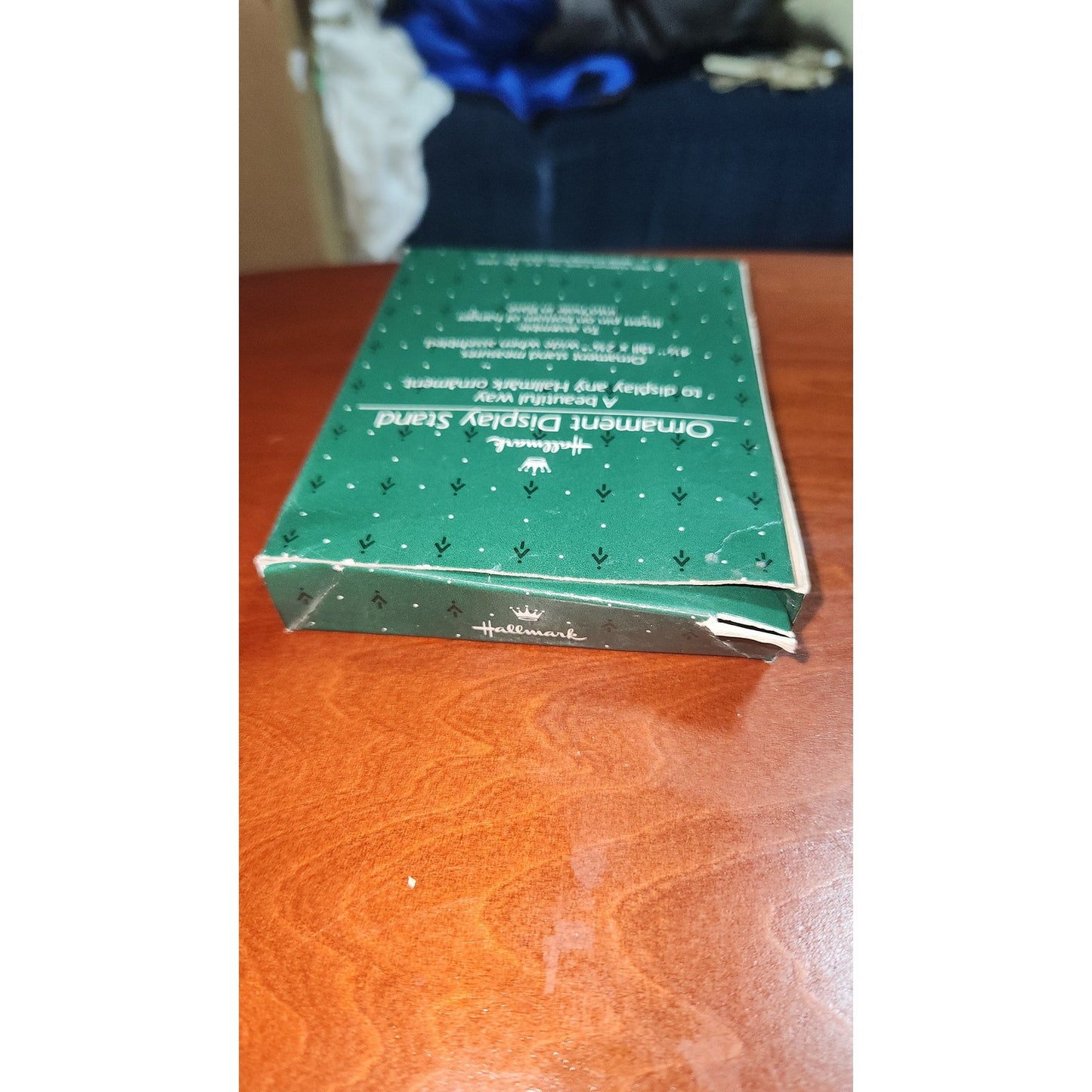 Vintage Hallmark Ornament Display Stand 1985 With Green Plastic Base