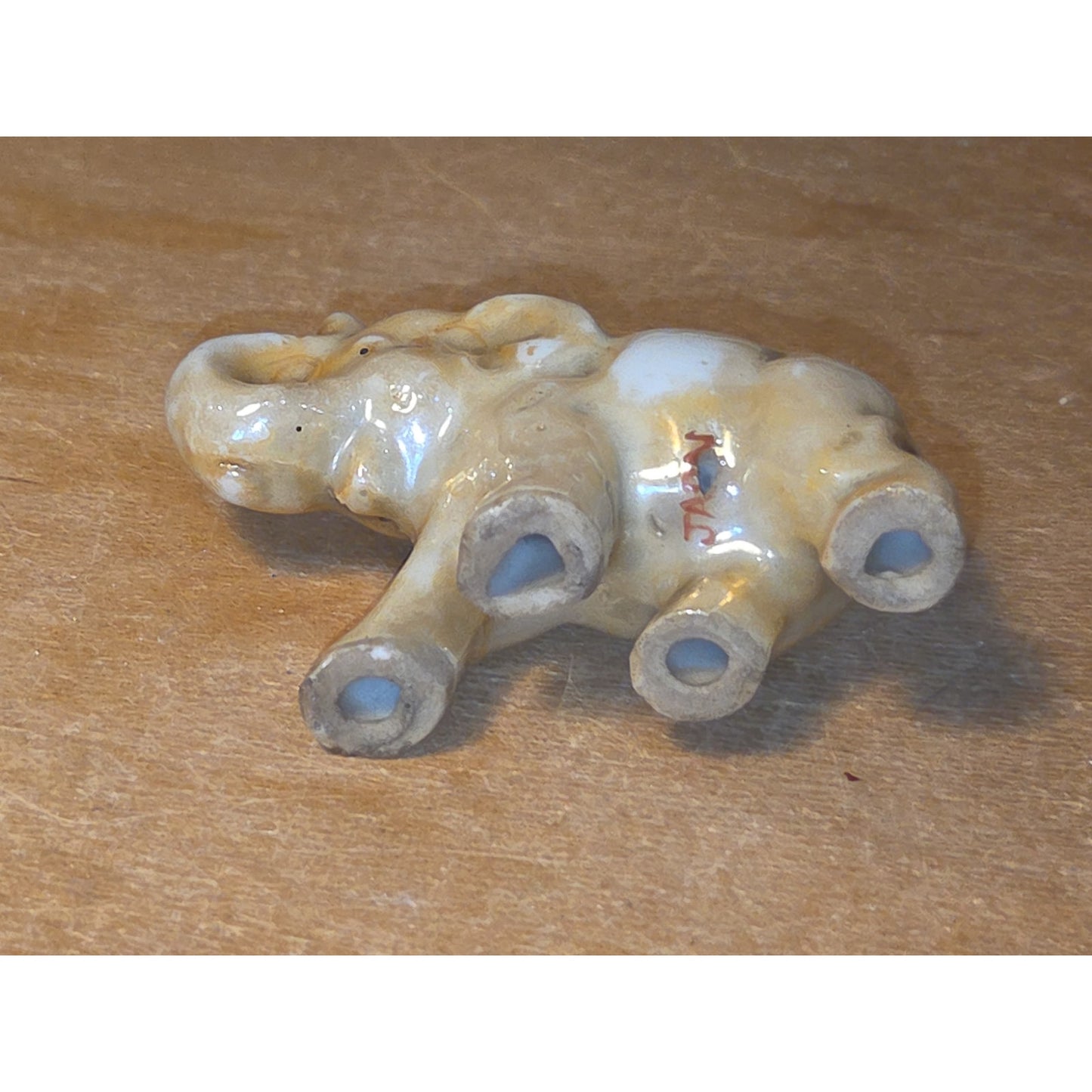 Vintage Elephant Figurine Made in Japan el9