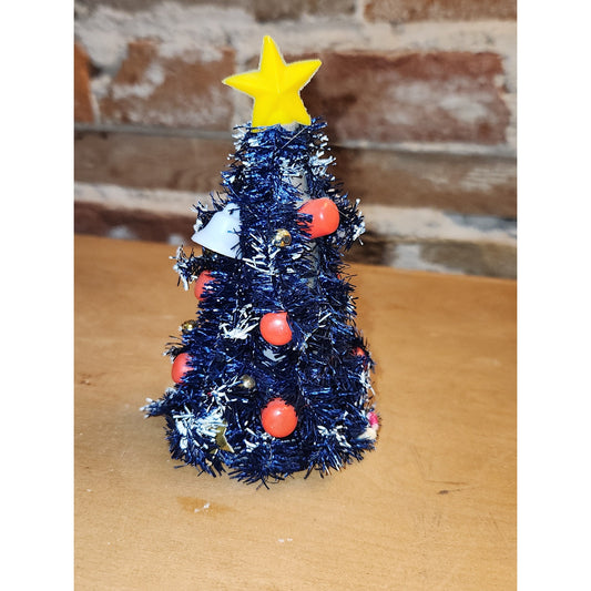Vintage Bottle Brush Tree from 1950's Made in Japan Winking Merry Lite. Bulbs Glow UV light AS IS no lights no base bbt4