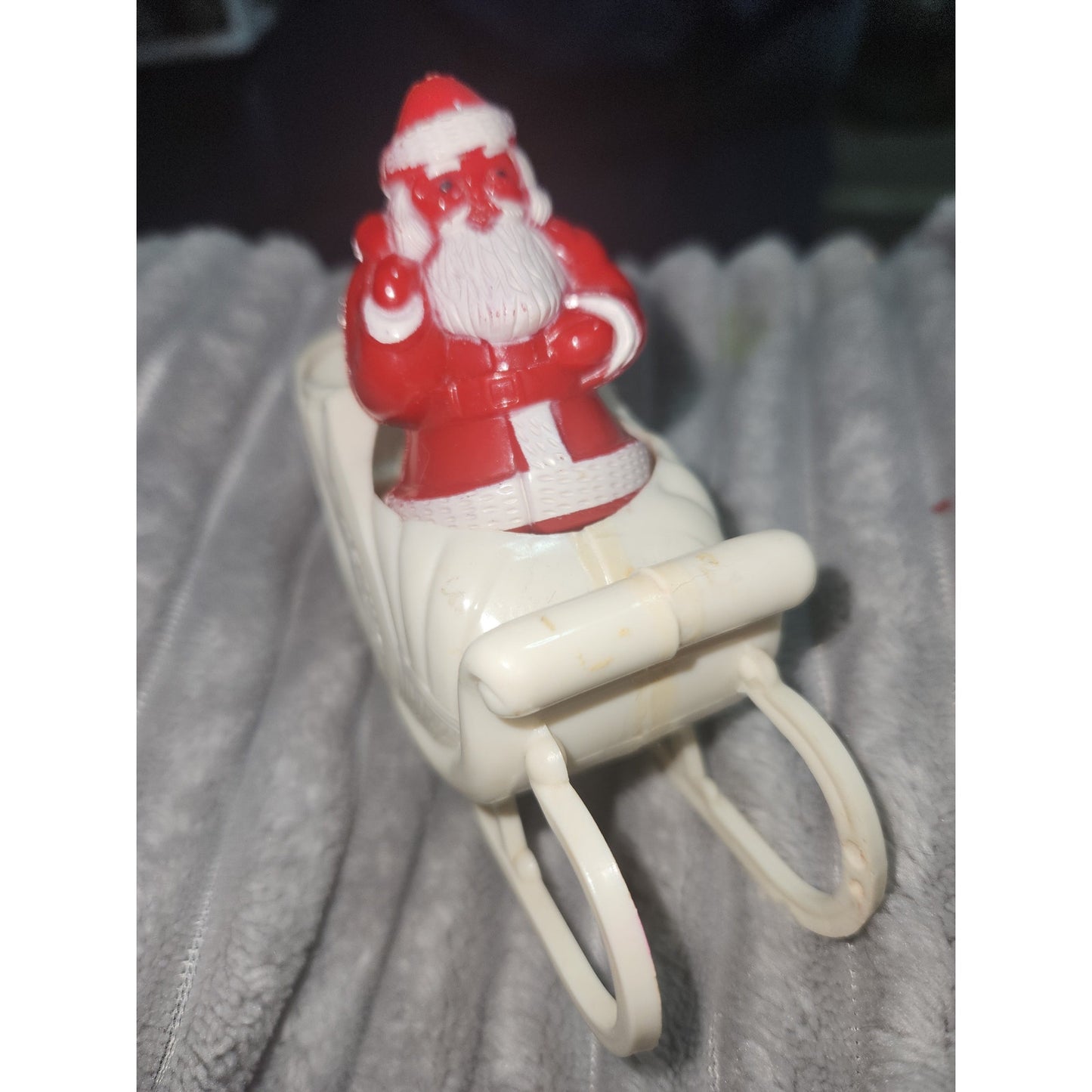 Vintage Rosbro Red Santa in Sleigh Plastic Candy Holder 1950's MCM sa43