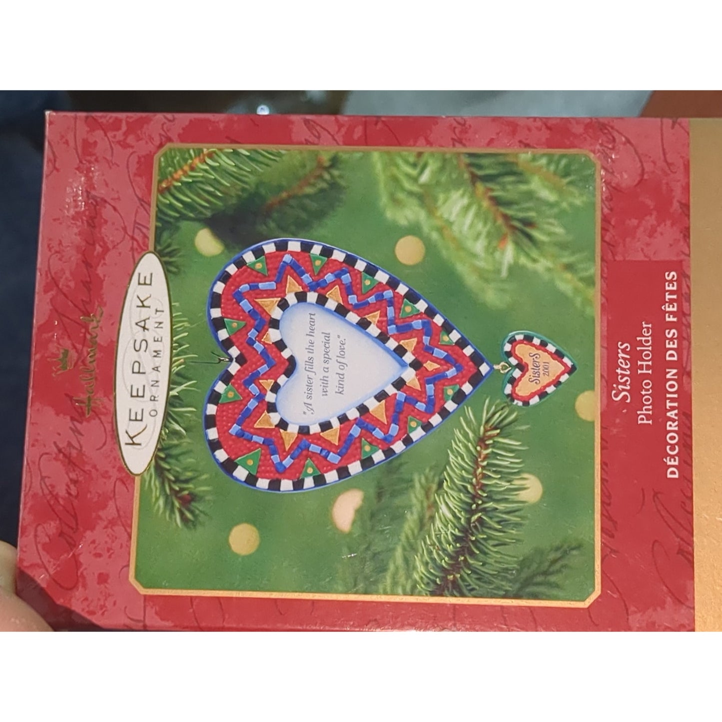 Vintage Hallmark Keepsake Ornament "SISTERS" Heart Photo Holder 2001 ho498