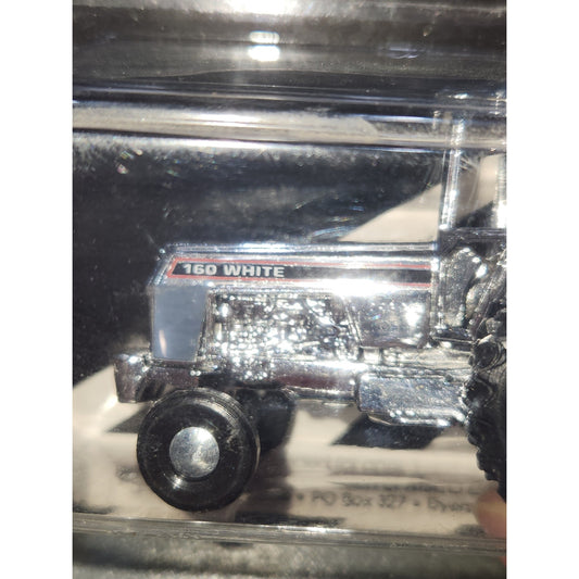 AGCO Farm Equipment 1992 160 White Farm Tractor 1/64 Christmas Ornament co41