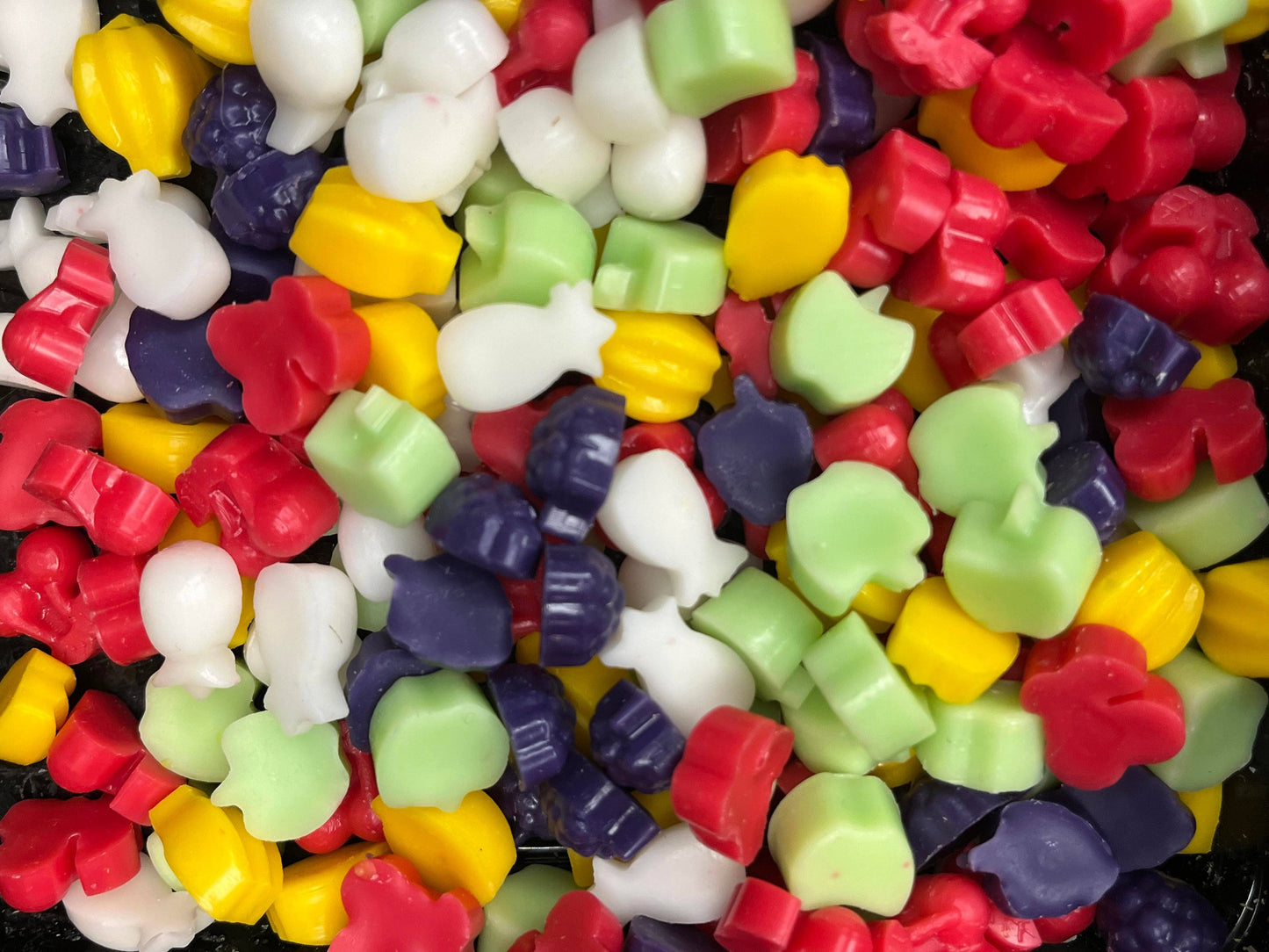 WM40 Forbidden Fruit Wax Melts 8oz