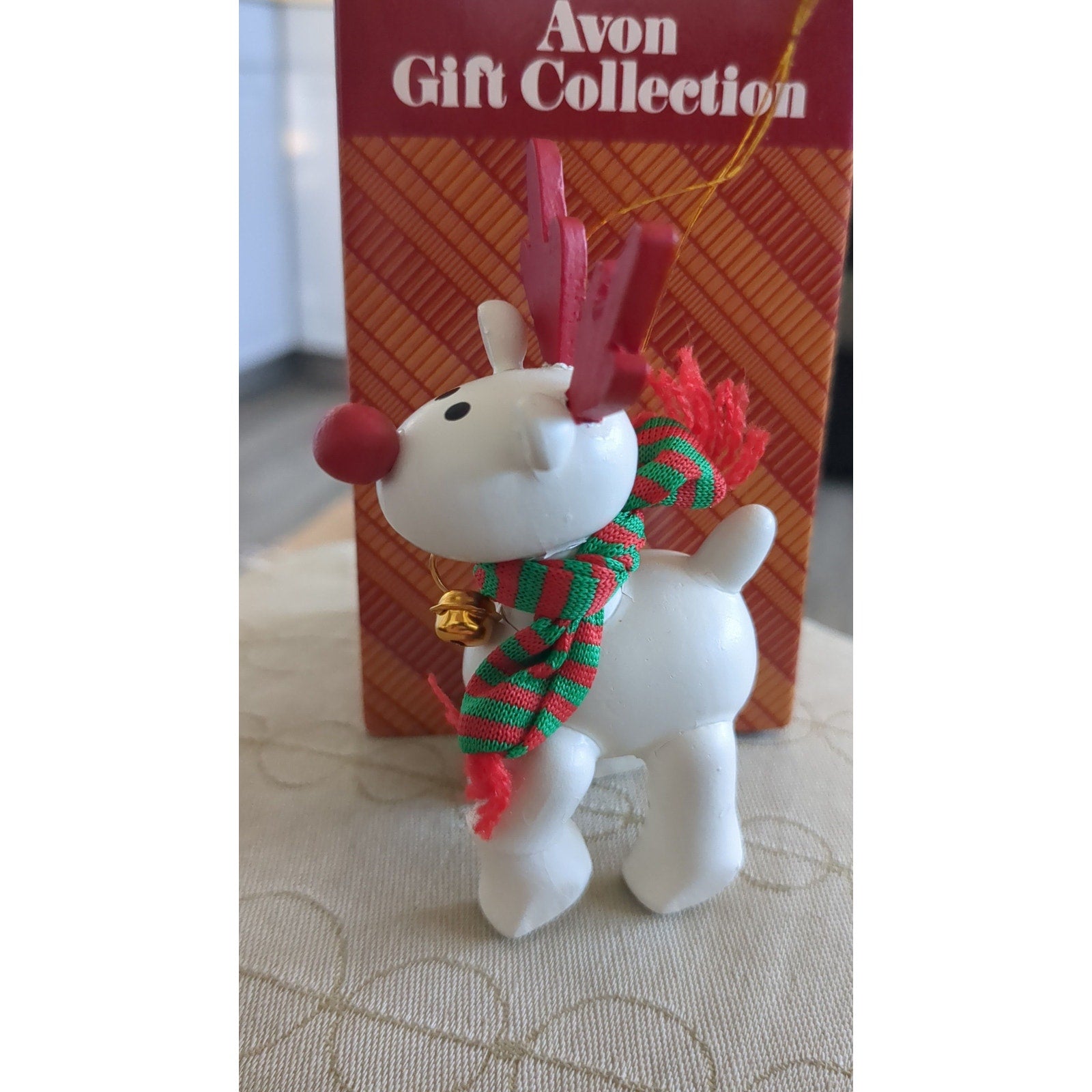 Vintage Avon Ornament Belvedeer Reindeer NIB 1987