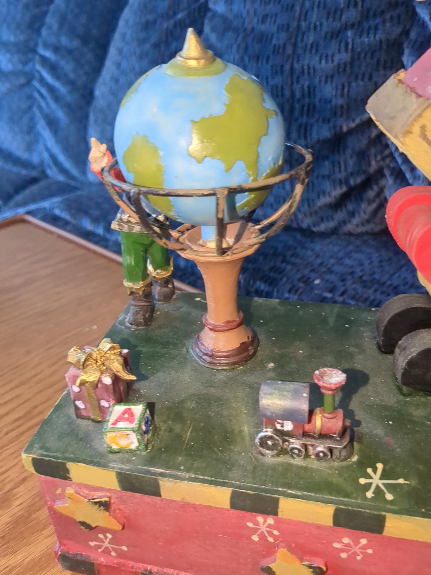 Saint Nicholas Square animated music box with Santa rocking, spinning glove and the elf just watching s49