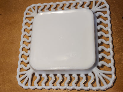 Vintage Westmoreland Milk Glass Square S Pattern Lattice Edge Plate mg121