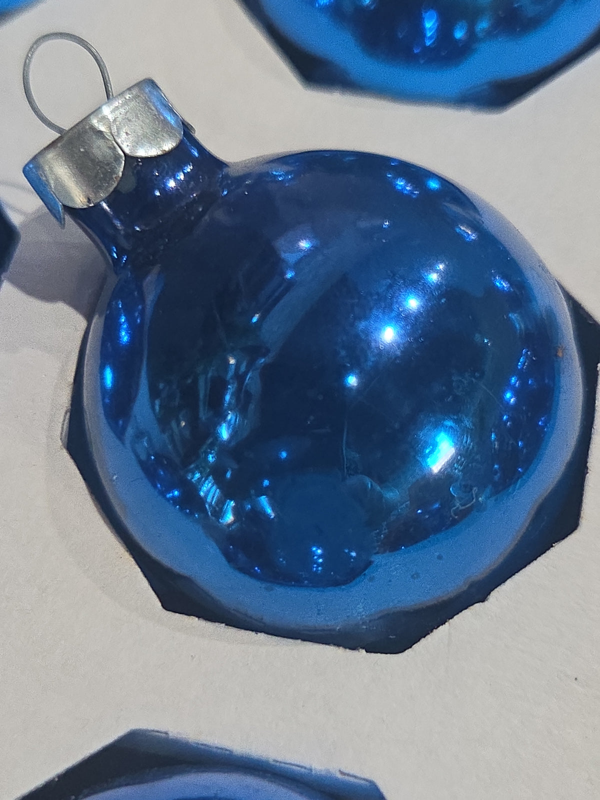 Vintage Pyramid Ornaments Blue set of 12 bo012