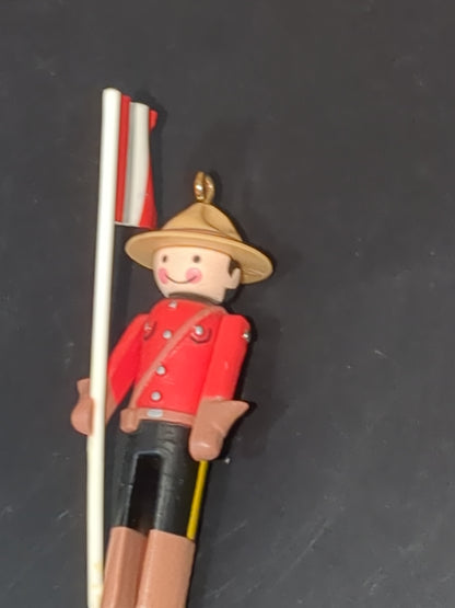 Vintage Hallmark Keepsake Ornament Miniature Clothespin Soldier England Queen's Royal Guard ornament 3rd in Series 1984 hos3