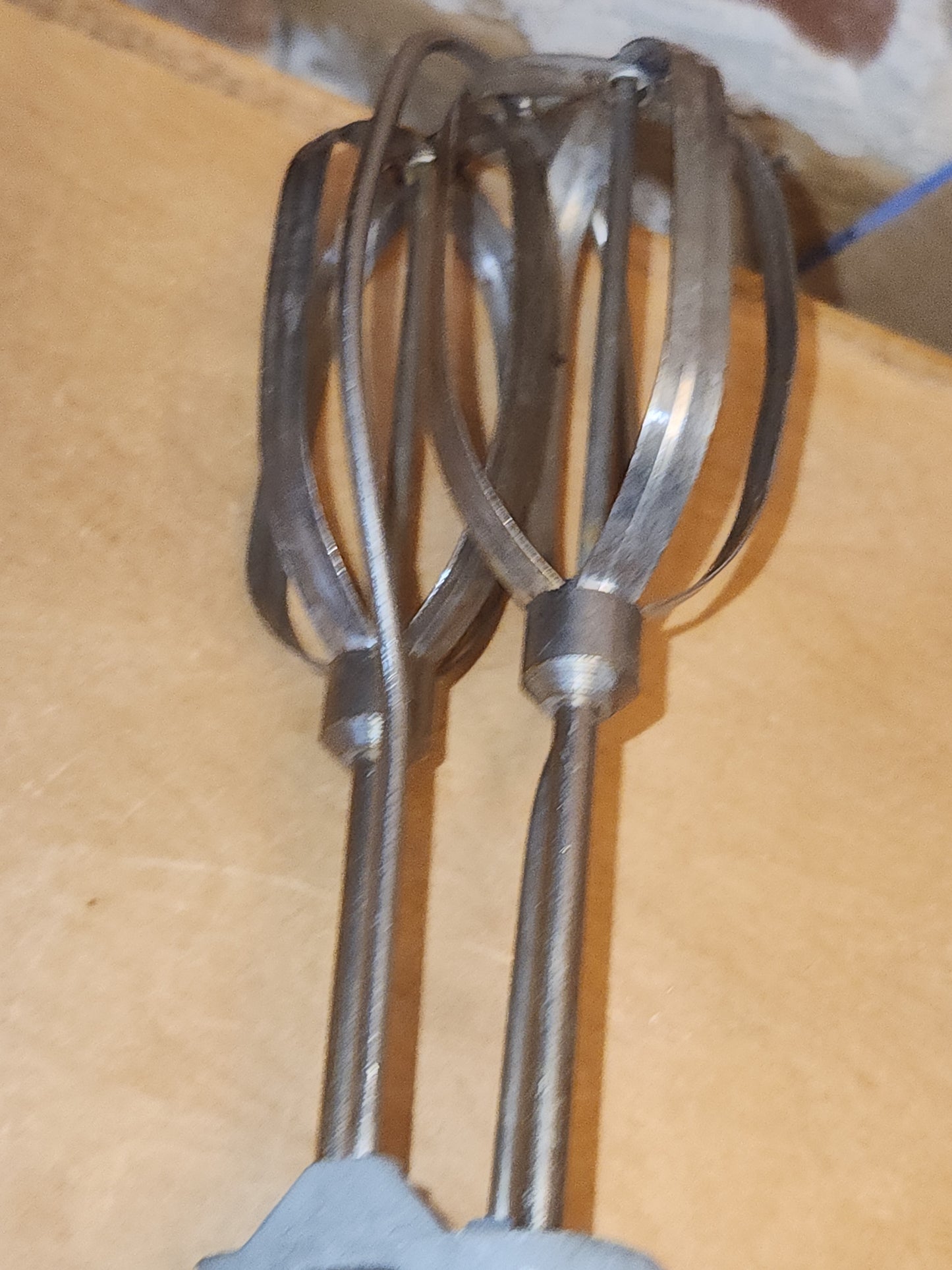 Vintage SuperWhirl Hand Mixer Egg Beater Stainless and Red Bakelite AS IS kit60