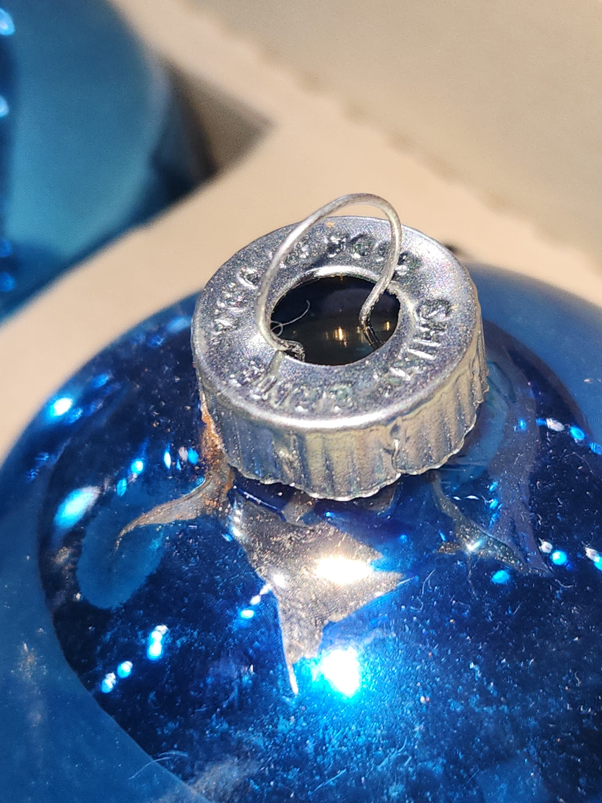 Vintage Shiny Brite Glass Christmas Ornaments Five 3" Blue Shades in Fanci-Pak Box As Is sb11