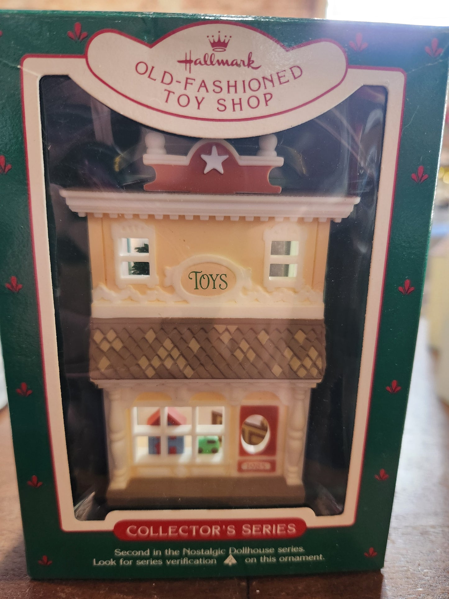 HH1985 toy shop Ornament Hallmark Nostalgic Houses