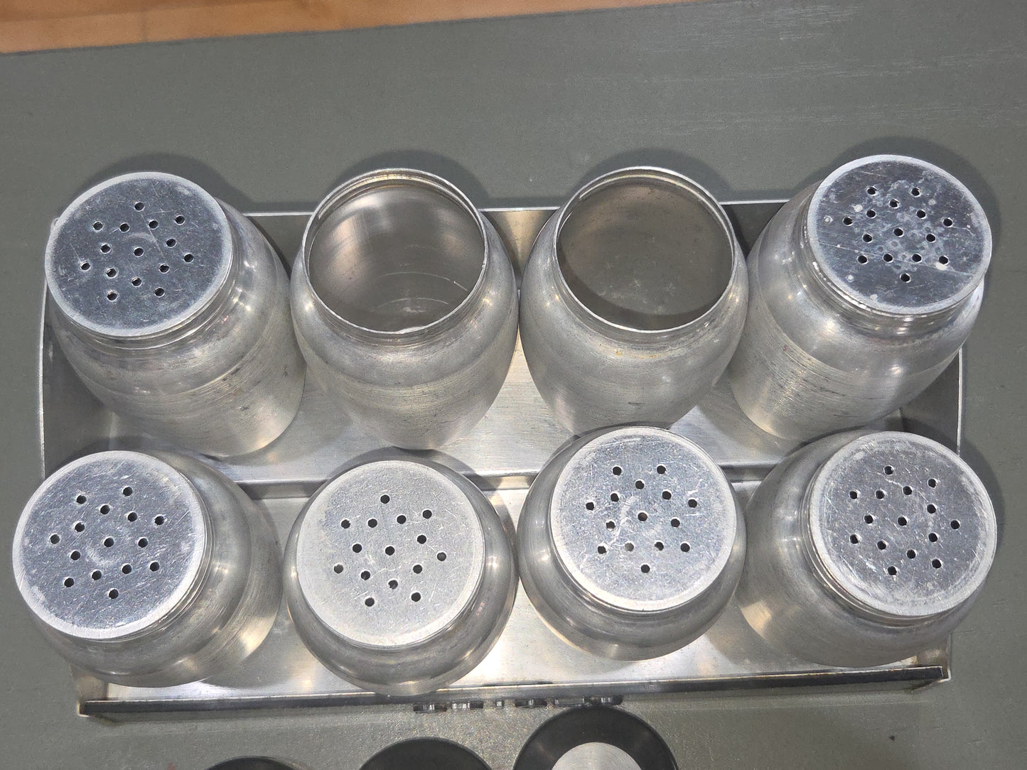 Kromex Vintage Aluminum Spice Set of 8 and Rack alu003