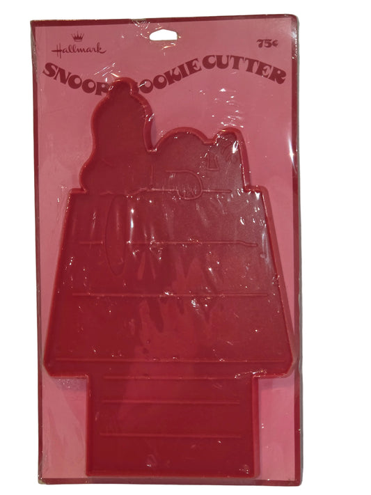 Vintage Cookie Cutter Hallmark Peanuts Snoopy NOS Sealed in Original Package vcc9