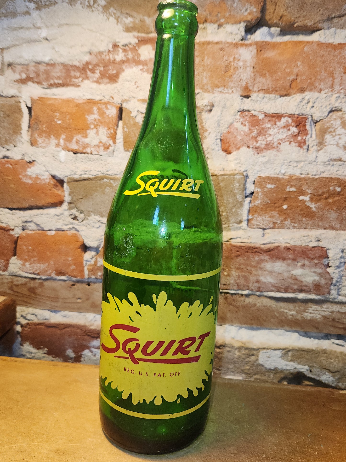 Vintage Soda Bottle Duraglas Squirt Large Green Glass Never An After-Thirst 1 Pint 12 Ounces