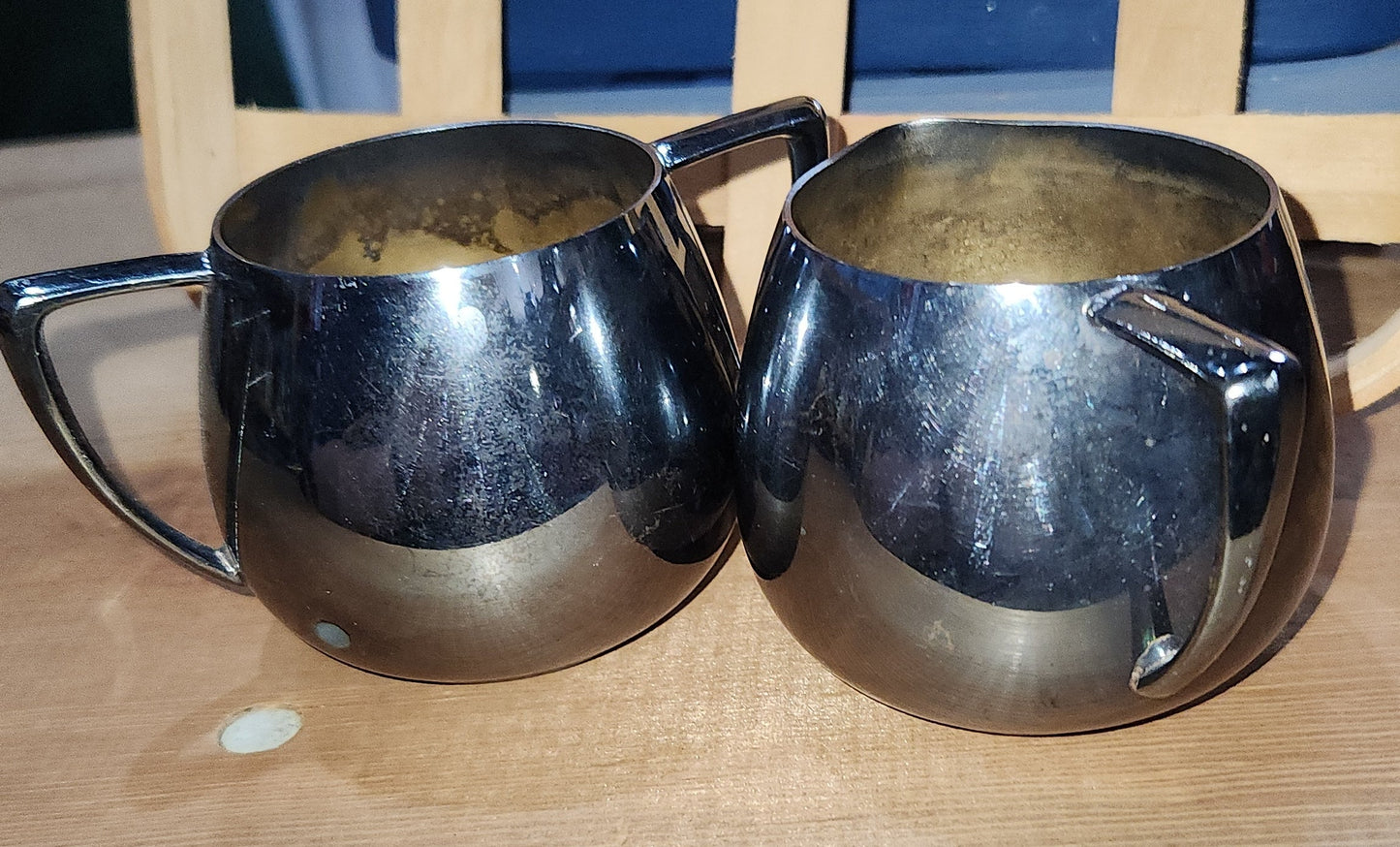 Antique vintage Empire Crafts Silverplated Creamer & Sugar Bowl. No box ss99