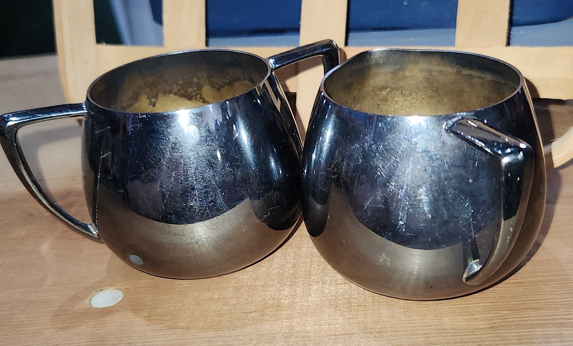 Antique vintage Empire Crafts Silverplated Creamer & Sugar Bowl. No box ss99
