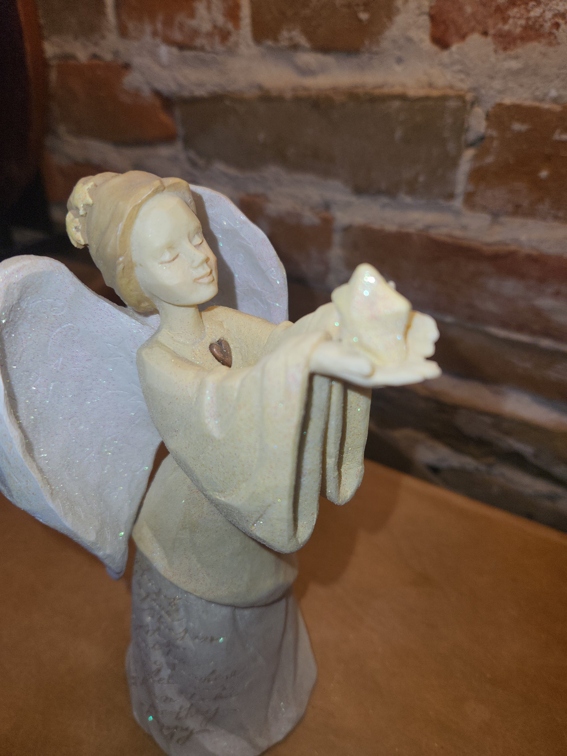 Vintage Enesco Foundations Angel Figurine with star Karen Hahn Eskimo Legends #109287 Memorial an89