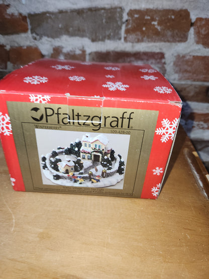 Vintage Pfaltzgraff Winterberry Scenic Village with Tea Light 2001