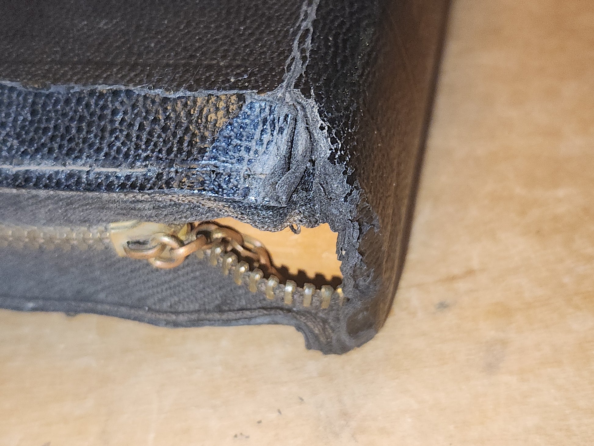 Vintage Hardcover Zipper The Holy Bible Red Letter Edition vb03