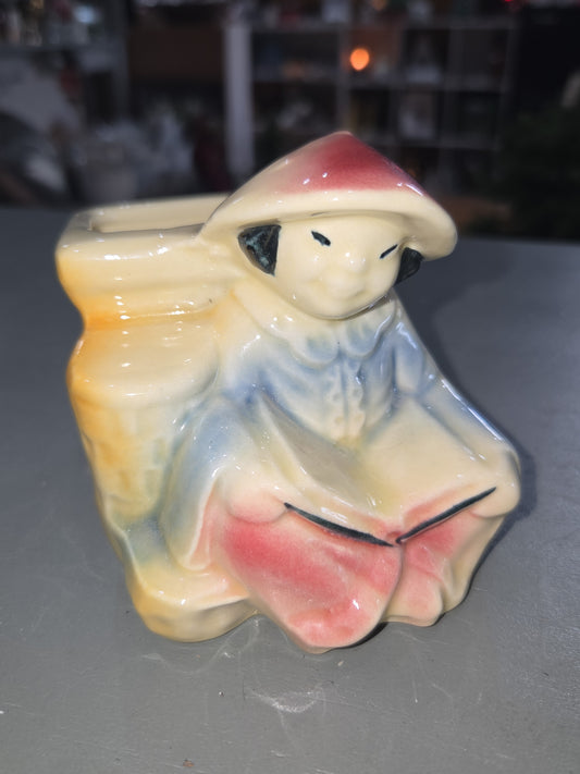Vintage Planter Shawnee Pottery Chinese Girl or Geisha Reading a Book 574 READ Description Please