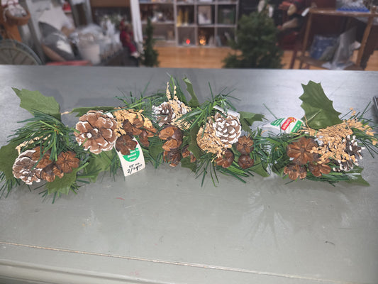 Vintage Joybrite Christmas Picks Lot of 5 Pinecone Bakuli Pods Baby's Breath jb76