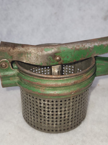 Vintage Potato Ricer Green Handle Universal No Makers Mark kit917