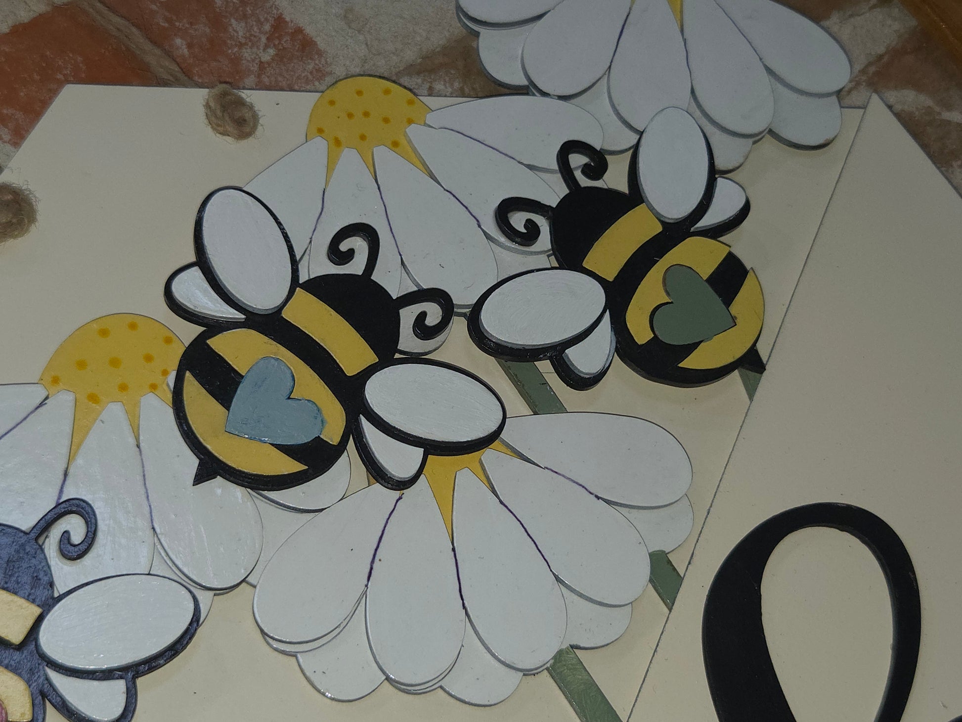 Bee and Flower Insert for Envelope Door Sign *sign sold seperately* EI7