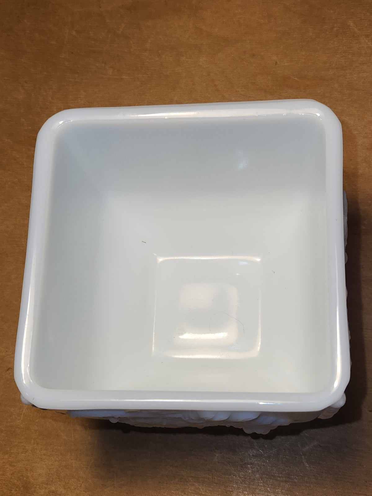 Vintage Westmoreland Milk Glass Square Lidded Candy Dish Grape Design Beaded Edges mg111