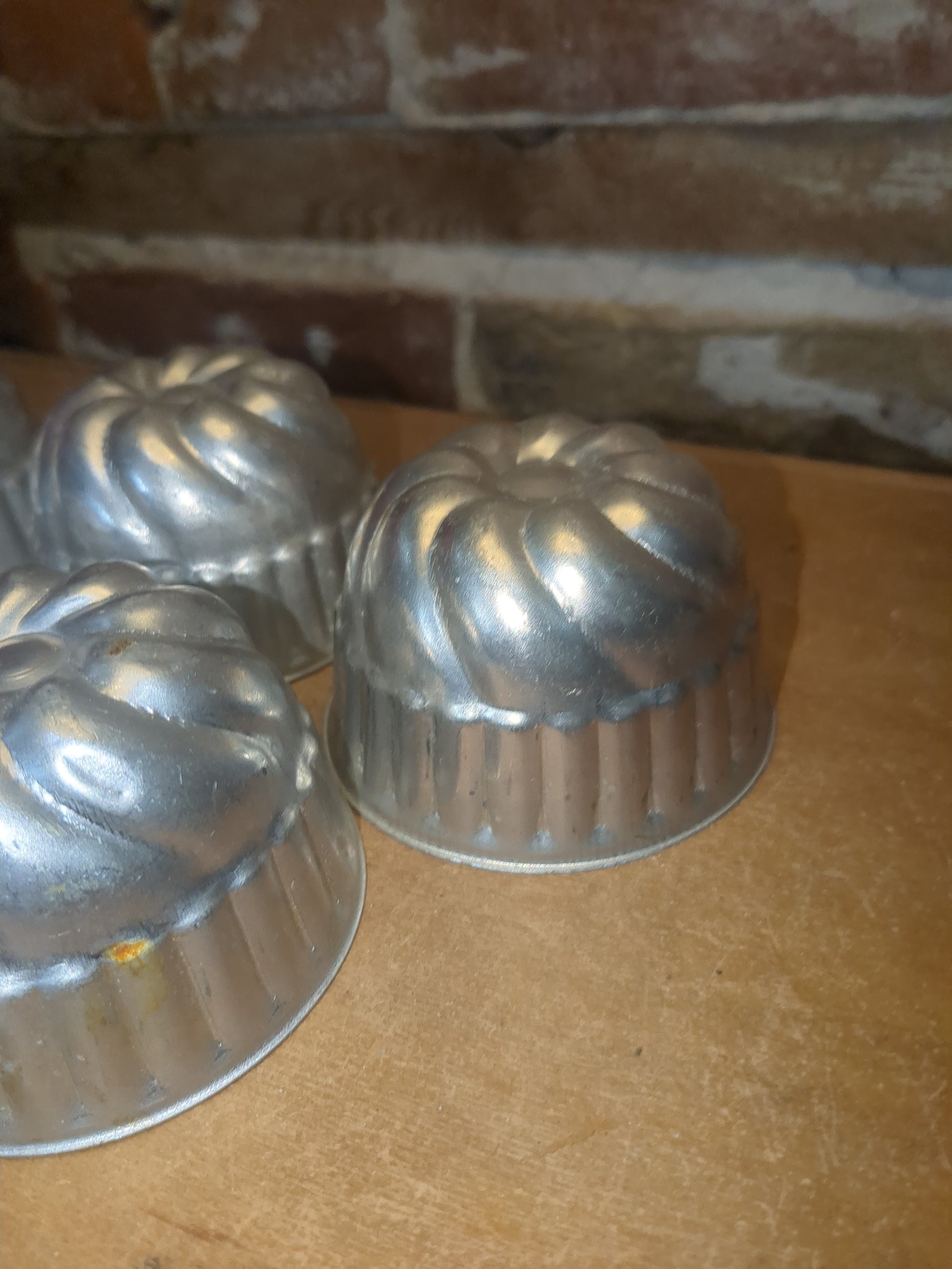 Vintage Aluminum Molds Jello Cake Tart Bundt 3" Diameter alu07