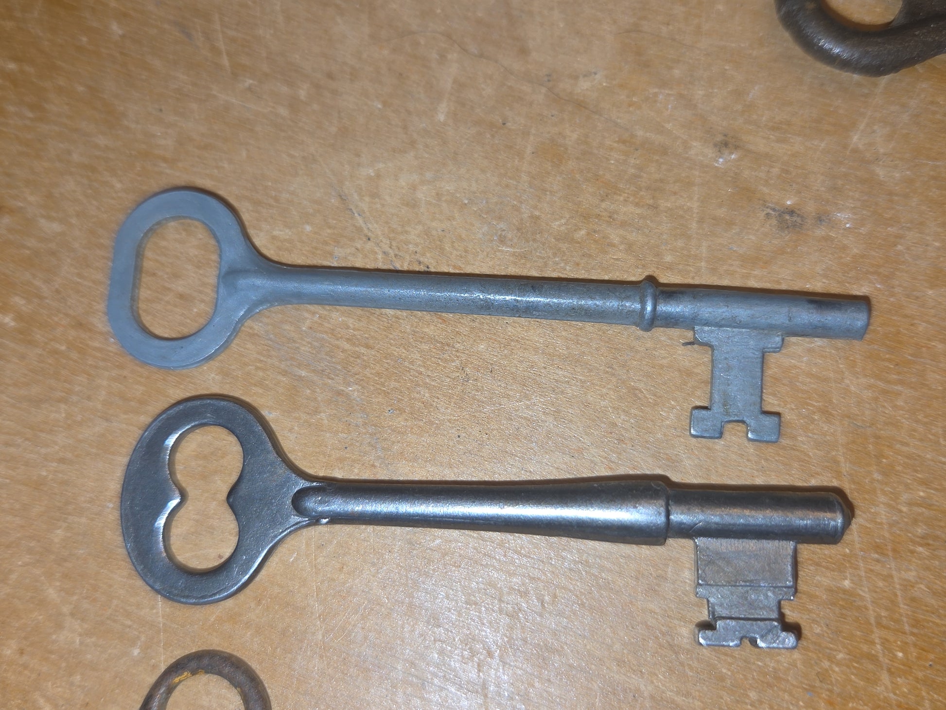 Vintage Keys Set of 8 Clock Winding Skeleton Brass West Germany