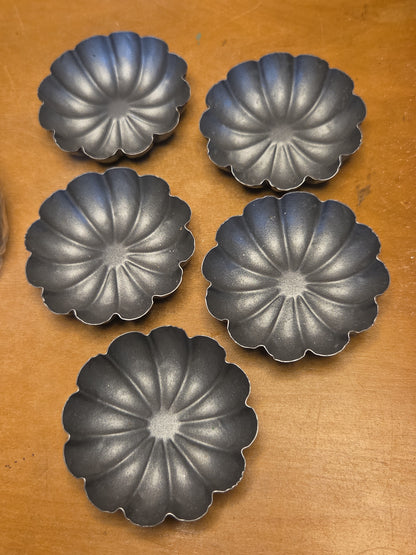 Sandbakkel Assorted Miniature Tins Molds Cups Pans Set of 14 cat13