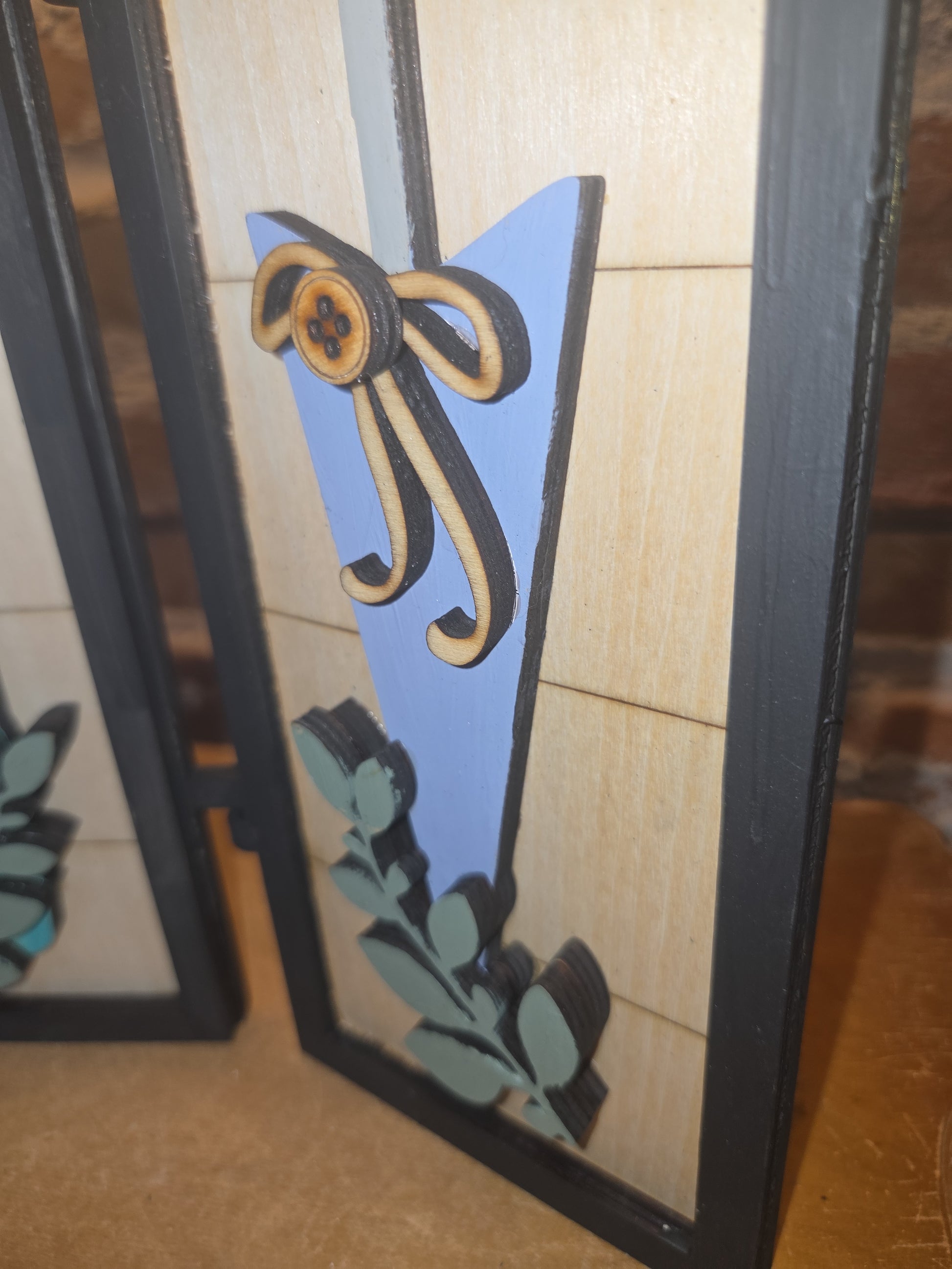 Trio Frame Decor Spring Bird Umbrella Tulips 10 1/2" tt71