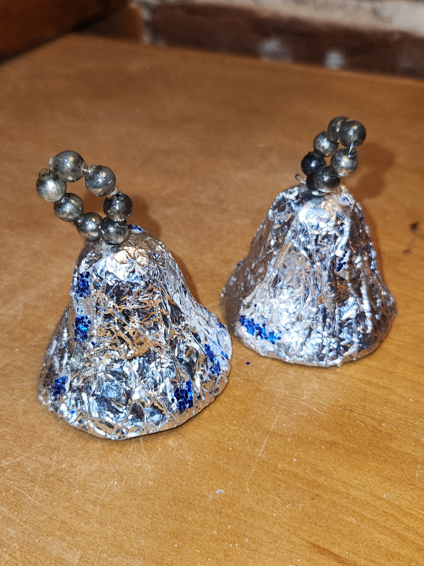 Vintage Foil Paper Mache Bell Christmas Ornaments vo87